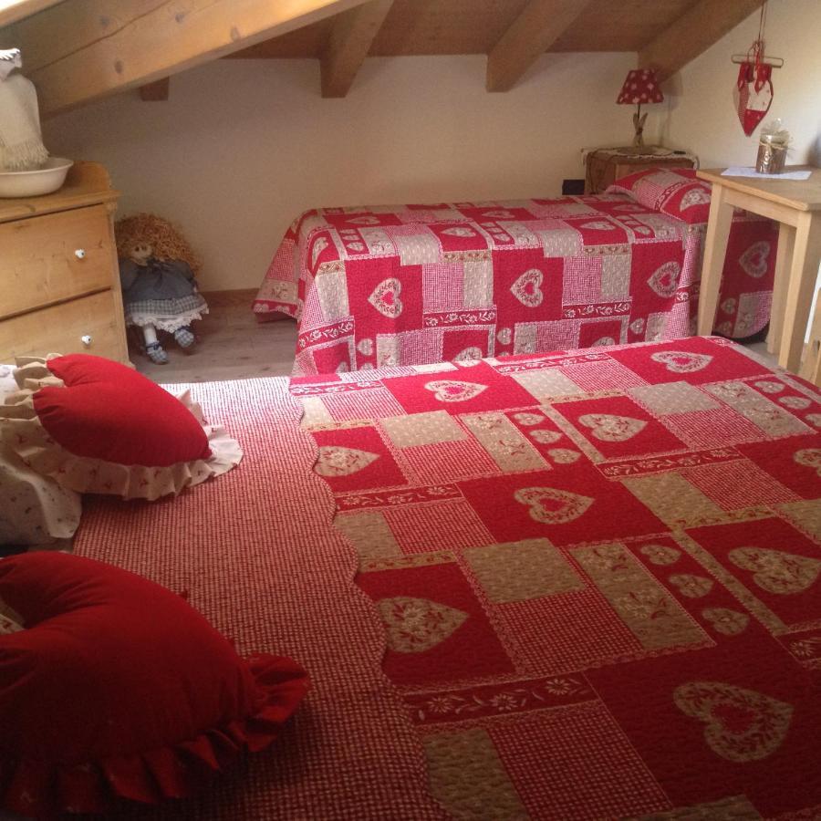 B&B La Casa Delle Bambole Panchià Buitenkant foto