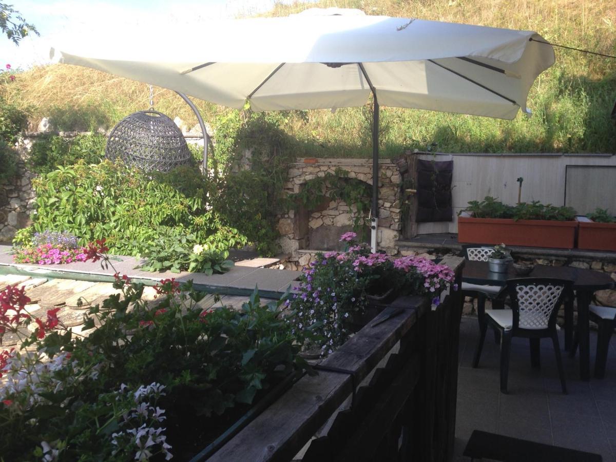 B&B La Casa Delle Bambole Panchià Buitenkant foto