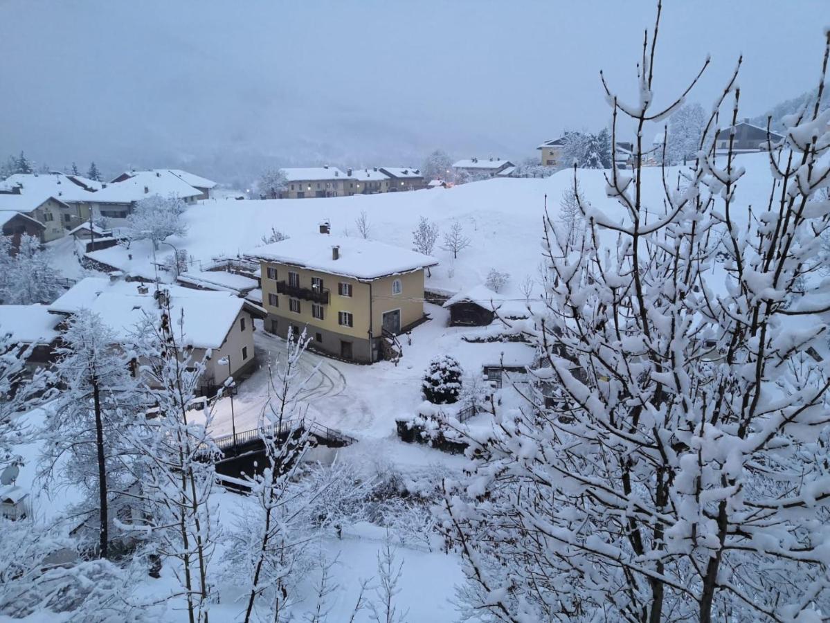B&B La Casa Delle Bambole Panchià Buitenkant foto